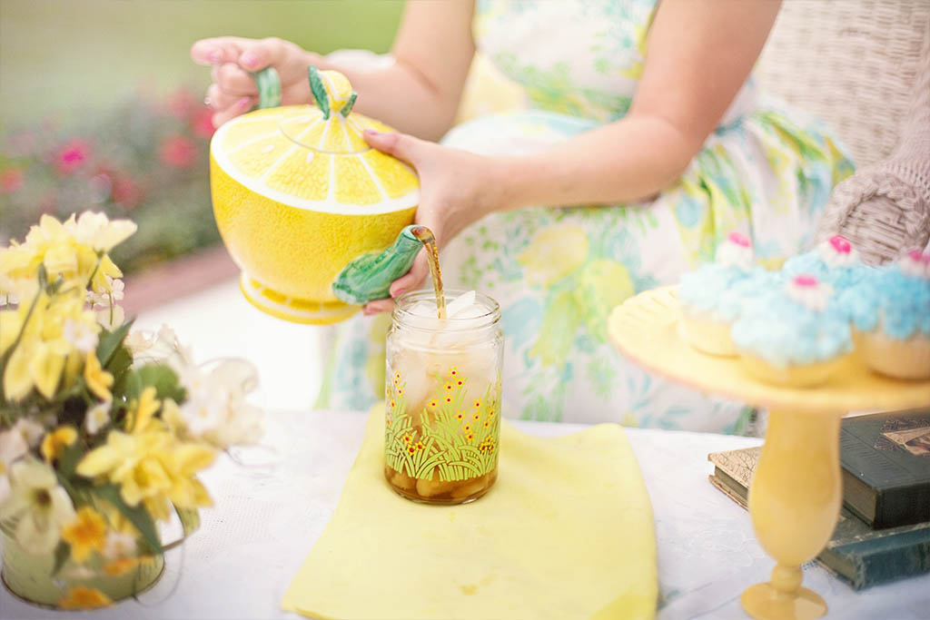 lemon designed pot for lemon party